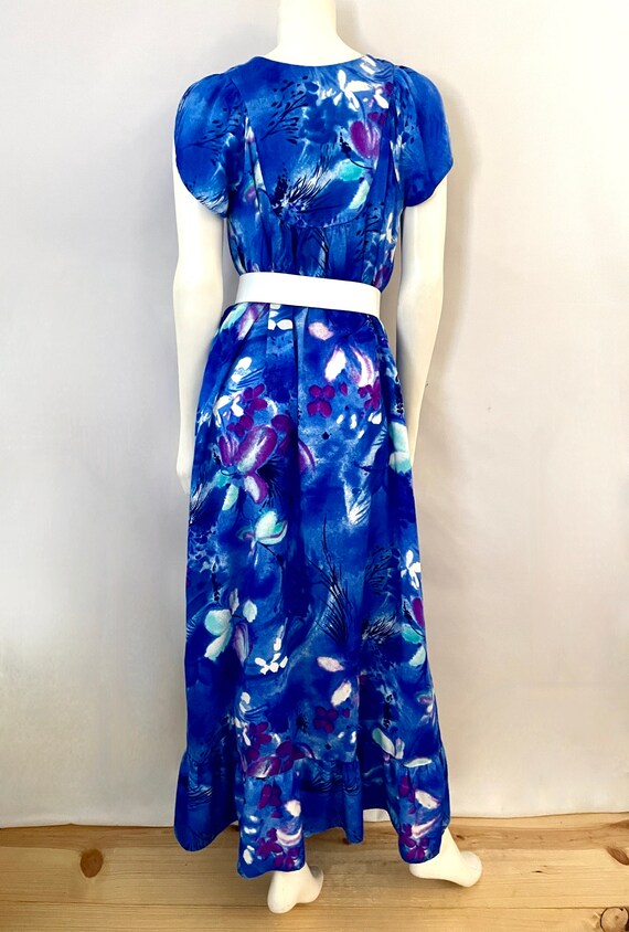 Vintage 70's Blue, Barkcloth, Floral, Hawaiian, M… - image 9