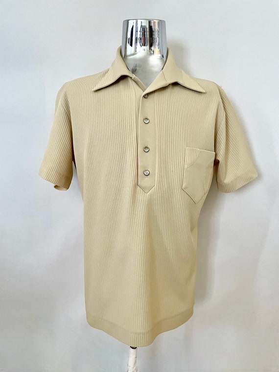 Vintage 70's Tan, Polyester, Short Sleeve, Disco P