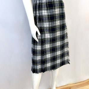 Vintage 70&#39;s White, Blue, Plaid, Pleated, Wool, Skirt (Size 6)
