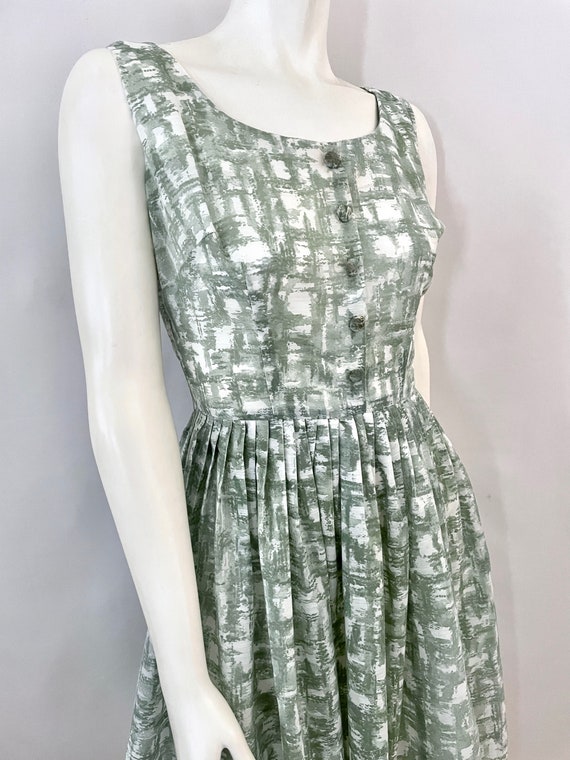 Vintage 50's White, Green, Sleeveless, Swing Dres… - image 4