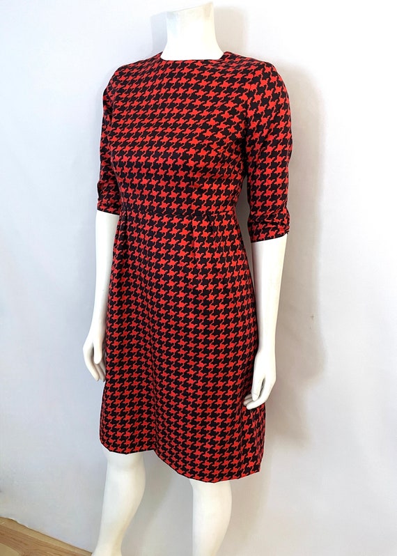 Vintage 60's Mod, Red, Black, Houndstooth, Pencil… - image 8