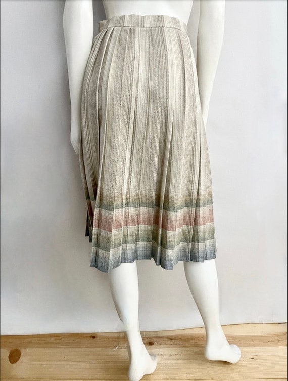 Vintage 70's Cream, Plaid, Wool Blend, Pleated, S… - image 9