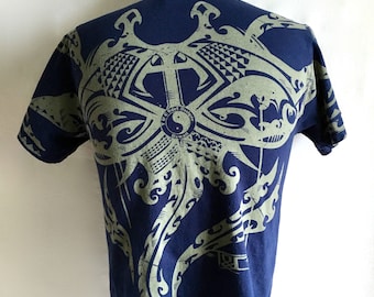 Camiseta T&C de los 90, azul marino, manga corta (S)