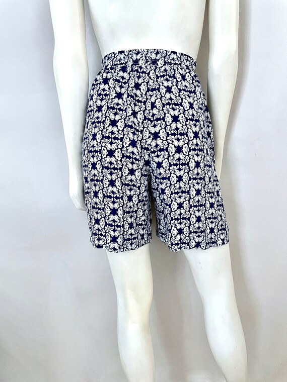 Vintage 80's Jantzen, Blue, White, Floral, Shorts… - image 8