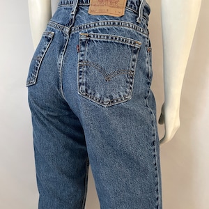 Vintage 90&#39;s Levi&#39;s 551 Jeans USA, High Waisted, Tapered Leg (Size 6)
