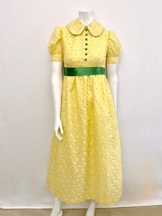 green dress with train Asia Dress Delin with Stand Collar & Floral Print in Green
