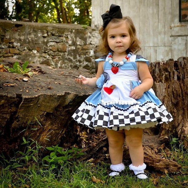 Alice in Wonderland Costume - Etsy