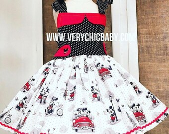 Minnie Mouse Paris Dress, Twirling Skirt