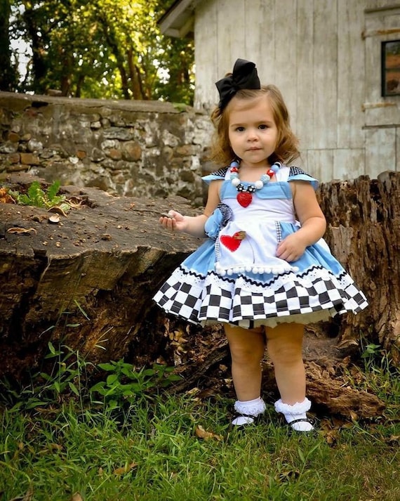 Alice in Wonderland Dress, Alice in Wonderland Costume, Alice in Wonderland  Girls Dress, Alice in Wonderland Birthday Outfit, Alice Dress 