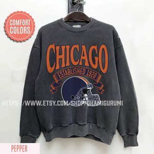 Comfort Colors Chicago Football Vintage Style Sweatshirt,Chicago Football T-Shirt, Crewneck sweatshirt Retro Chicago Football Fan Gift G4