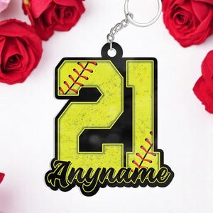 Personalized Softball Acrylic Keychain, Custom Gifts to Softball Lovers,Custom Name Softball Gifts to Friends, Family Members, Gift Fan A11