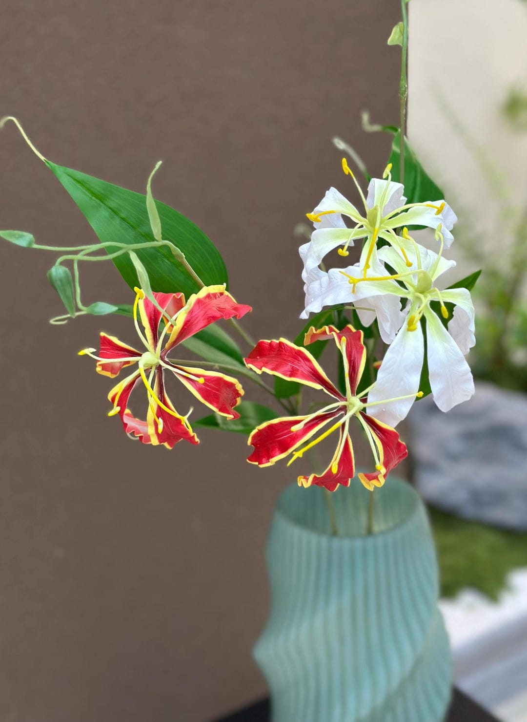 Flame Lily Silk Flower Stem Realistic Tropical Artificial Bloom For Flame Lily Silk Flower Stem Realistic Tropical Artificial Bloom For