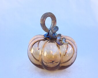 Classic Warm Topaz Cinderella Blown Glass Pumpkin