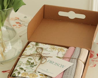 Table Cloth Set: Water Tablecloth &  3 towels, Gift Wrapping