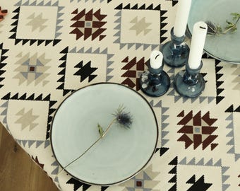 Water Table Cloth: Oval, Square and Round Tablecloth