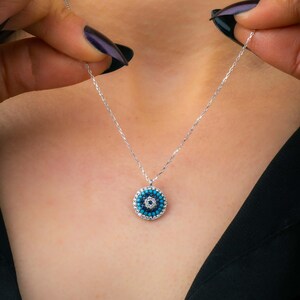 Evil Eye Halskette für Frauen, Zierlicher runder Anhänger, Sterling Silber und Gold Farbe Charm Schmuck, Schutz Halskette, Muttertag Geschenk