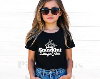 Schwarz Bella Canvas 3001Y Tshirt Mockup, Mädchen T-Shirt Modelliert Mock-Up, Bella Canvas Kinder Schwarz T-Shirt Mockup, BC 3001Y Jugend Trendy Mockup