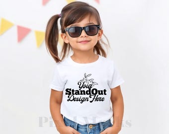 Kaninchenfelle 3321 Weißes Fein Jersey T-Shirt Kleinkind Mockup, 3321 Kinder T-Shirt Mockup, Trendy Cute Festive Sommer Ästhetisches Tshirt Girl Mockup
