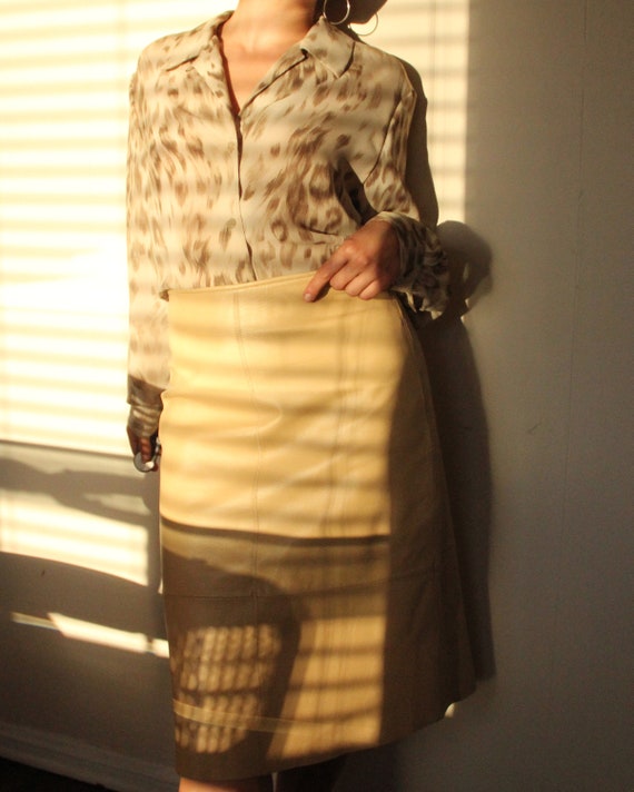 Vintage 1980s Cream Leather A Line Skirt - S / M
