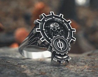 Adeptus Mechanicus Biker Ring - Chunky Wheel Silver Signet - Gamer Gift Jewelry