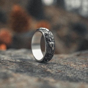 Anillo de plata 925 con cabeza de lobo: alianza de boda rústica inspirada en la naturaleza: anillo de boda rústico con diseño de bosque: joyería única para hombres y mujeres
