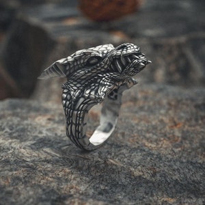 Dragon Ring 925 Sterling Silver, Gothic Fantasy Jewelry, Handmade Medieval Statement Ring, Oxidized Silver Dragon Head Design
