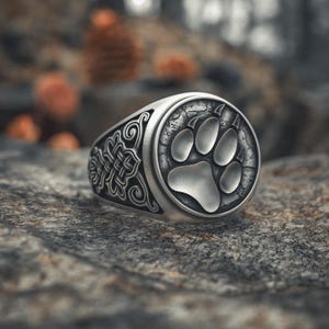 Wolf Paw Ring 925 Sterling Silver | Animal Footprint Celtic Knot Band | Wildlife Jewelry | Handcrafted Nature Lover Gift Unisex