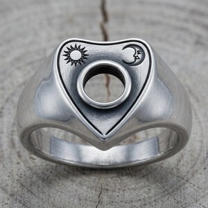 Planchette Ring in 925 Sterling Silver, Oxidized Spirit Board Pointer Ring, Gothic Occult Witchy Jewelry
