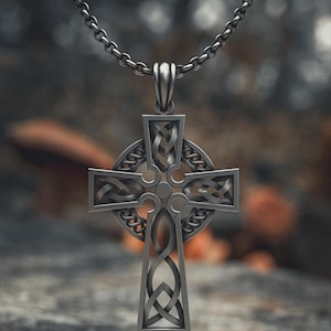 Irish Celtic Cross Necklace - 925 Sterling Silver Traditional Cross Pendant - Handcrafted Celtic Jewelry for Men & Women