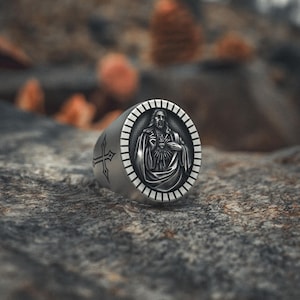 Sacred Heart Silver Ring | 925 Sterling Silver Religious Signet | Jesus Christ Ring | Catholic Jewelry | Mens Oxidized Cross Ring | Faith S