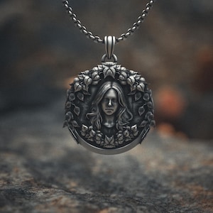 Ivy Maiden Pendant 925 Sterling Silver | Nature Goddess Necklace | Leaf Framed Woman Portrait | Forest Nymph Jewelry | Botanical Silver Gift