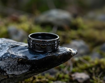 Claddagh Ring 925 Sterling Silver Black Rhodium Plated Celtic