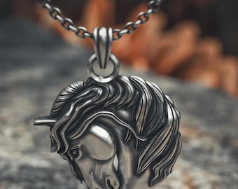 Horse Pendant 925 Sterling Silver - Handcrafted Equestrian Head Necklace - Majestic Animal Jewelry - Unique Gift for Horse Lovers