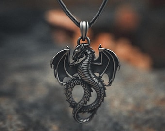 Rachel Jackson - Collana placcata oro 22 k con ciondolo a forma di sole e confezione regalo