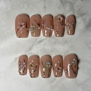 Handmade Press On Nails, Floral Nails, Custom Press On, Hand Painted Nails, Short Coffin Press On Nails