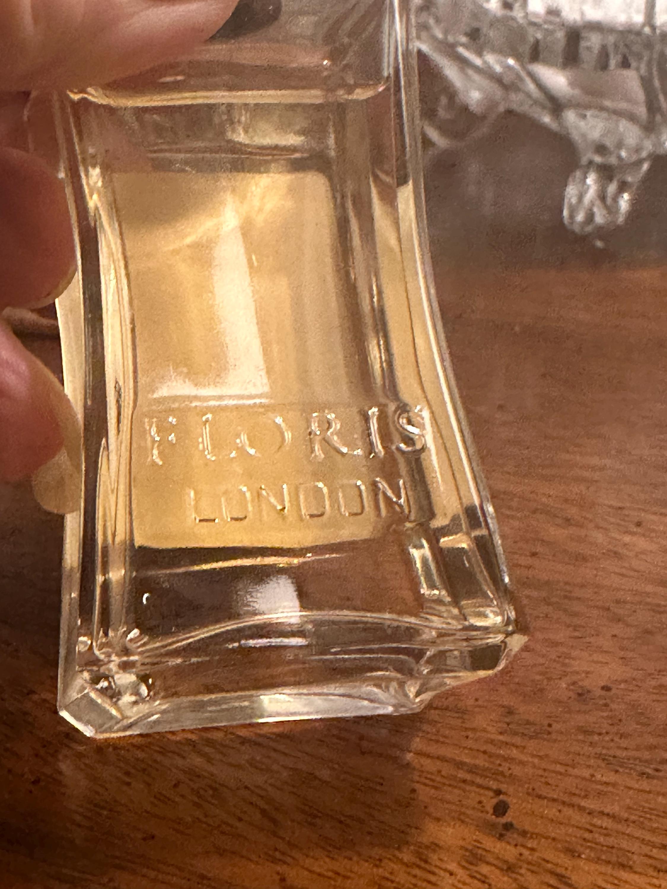 Floris “zinnia” Eau De Toilette for the Lady – Vintage Perfume (c