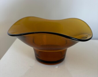 Vintage Sowerby Amber Glass Bon Bon / Vase Posy Bowl - Tricorn - Number 2634.