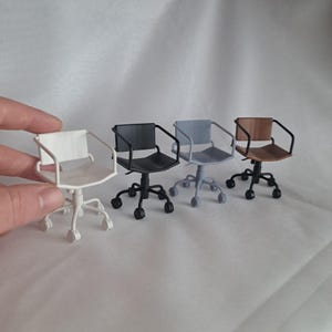 Office Chair 1:12 Miniature Scale Modern Swivel Desk Chair Dollhouse Furniture