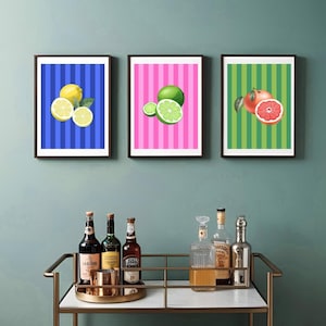 Citrus Bar Cart Trio – Digitale muurkunstset met citroen-, limoen- en grapefruitprints