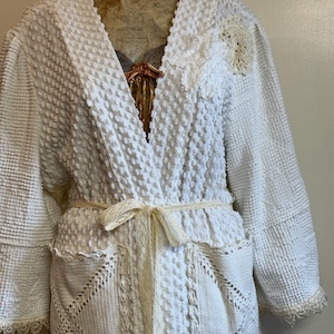Handmade Chenille Robe: Upcycled Vintage Bedspread, Cottagecore Shabby Chic