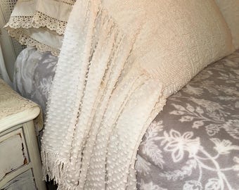Vintage Chenille Pillowcase: Extra Long Ruffled Cottagecore Bedding Sham