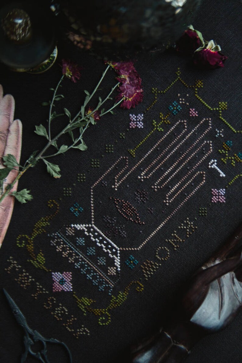 Know Thyself Primitive Cross Stitch Pattern