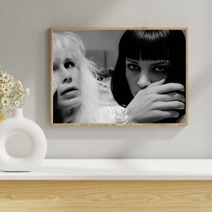 Pulp Fiction Bathroom Print Digital - Mia Wallace