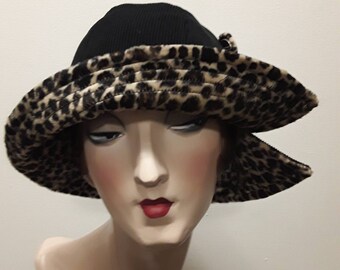 Vintage Marzi Firenze Cloche Hat Leopard Faux Fur Wool Felt  display picture 1