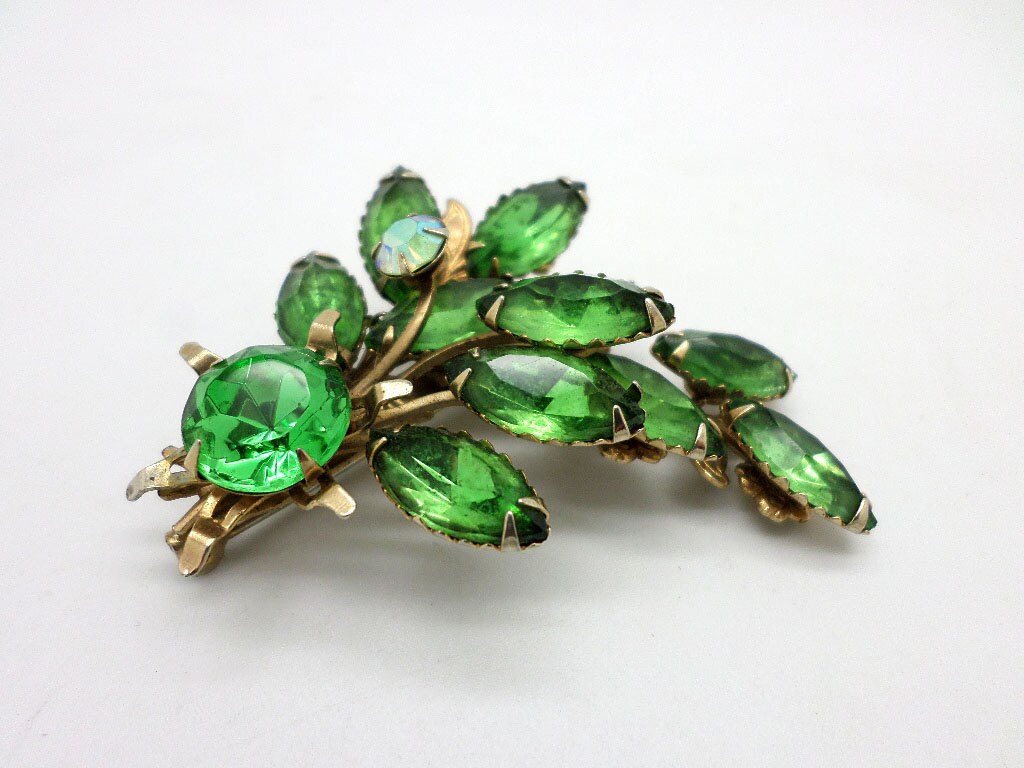 SALE Retro Bright Green Rhinestone Brooch Pin Costume Jewelry