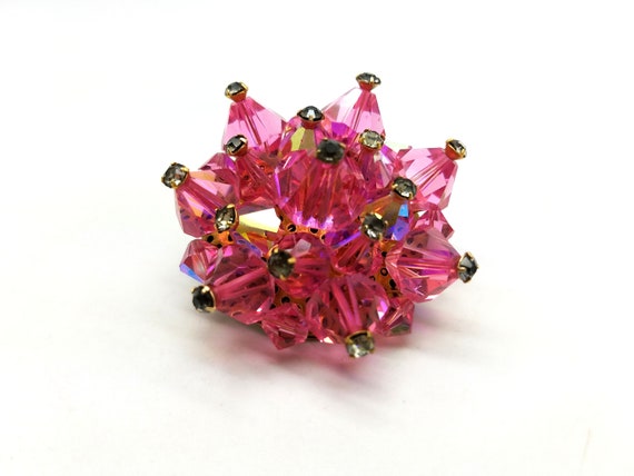 SALE Fun Bright PINK Rhinestone Brooch Pin Unmarked Vintage - Costume Jewelry - Free US Shipping