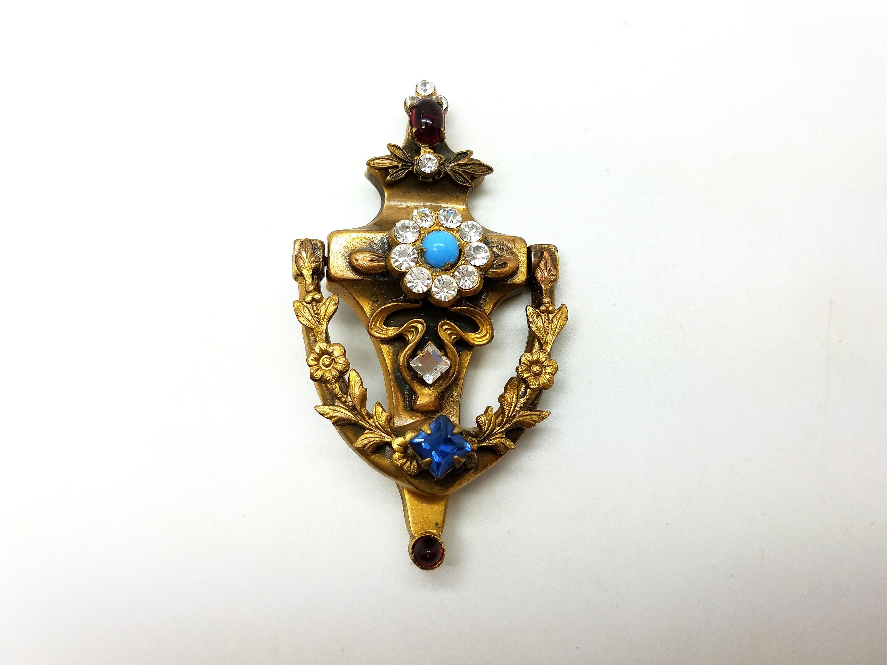 Vintage Coro Door Knocker Pin Brooch Highly Detailed Floral Repousse