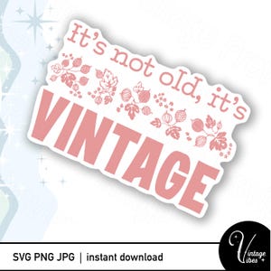 No es viejo, es vintage. Grosella rosa inspirada en Pyrex. Sublimación, DTF, impresión y corte. Pegatina floral retro. Descarga digital en PNG, SVG y JPG.