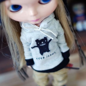 Blythe - Söt monster-t-shirt med huva