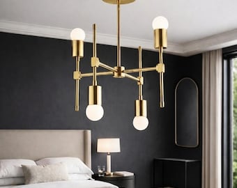 手作りの4灯真鍮製シャンデリア、モダンインダストリアルペンダントライト、ミッドセンチュリーモダン照明、真鍮製吊り下げランプ、ミニマリスト装飾